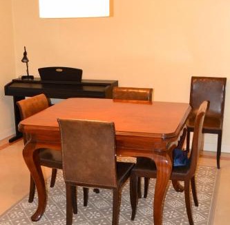 Lumiar Apartment | All in One City Flat - Pool, parking & nomad