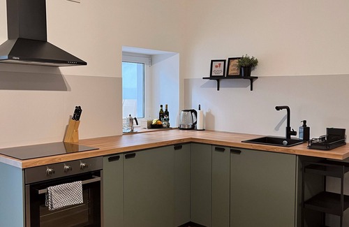 Bari City Centre Apartment | All new, 100 sqm terrace & 5 min walk to the old town & shopping street