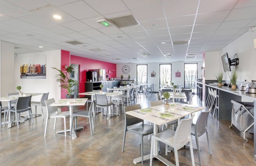 Rungis House | All Suites Appart Hôtel | Aéroport Paris-Orly Rungis