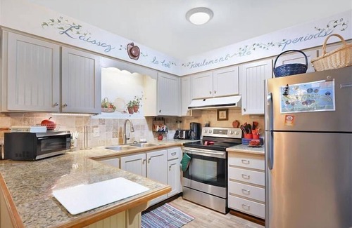 Jekyll Island House | All Wright : 2 BR, 1 BA Duplex in Jekyll Island, Sleeps 4