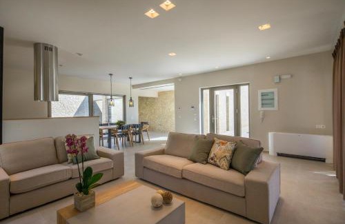 Dafnata Villa | Almyra Villas