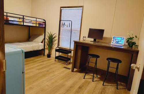 West Livingston House | Aloha Lake Livingston