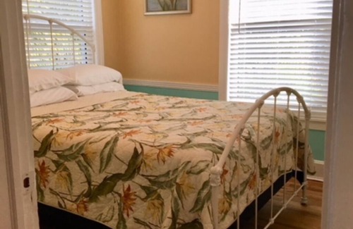 Stuart Hotel | ALOHA SUITE AT OLD COLORADO INN