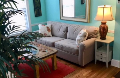 Stuart Hotel | ALOHA SUITE AT OLD COLORADO INN