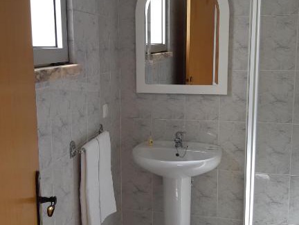 Atouguia da Baleia House | Alojamentos S.José