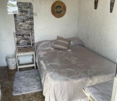 Chuy Apartment | Alojamiento Sencillo EYO con Baño Privado