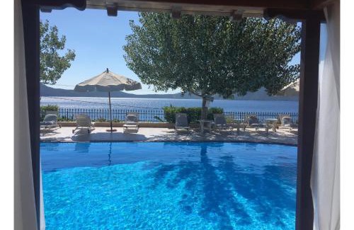 Nimfea Apartment | Alonissos beach villa 5 steps away from the sea