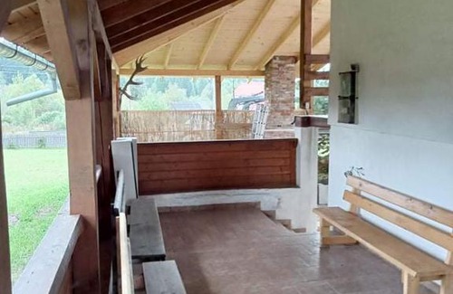 Voslabeni House | Alpesi kulcsos ház