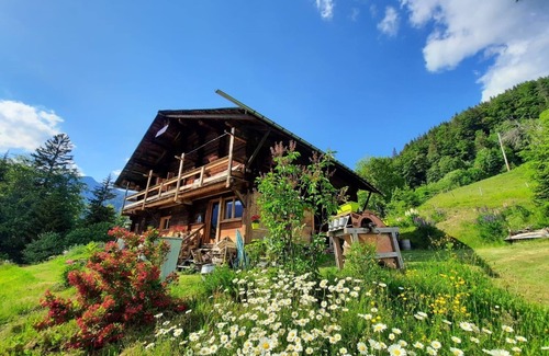 Saint-Nicolas-la-Chapelle Ski Chalet | Alpine Cottage 1200 m