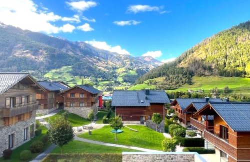 Matrei in Osttirol Apartment | AlpinPark Chalet mit Swimmingpool, Sonnenloggia und Kamin - Großglockner Resort Matrei