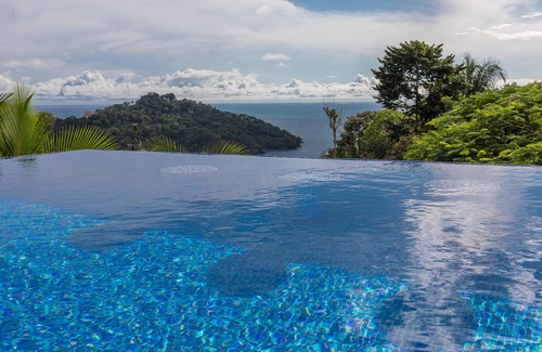 Manuel Antonio Villa | Alta Vista Villas Casas Vacacionales