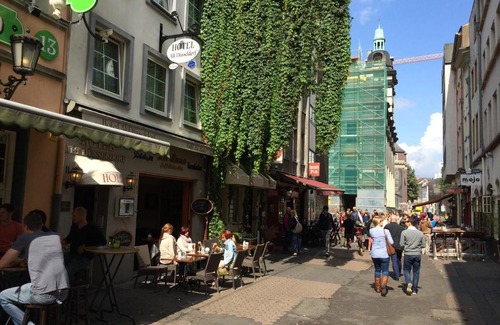 Dusseldorf Old Town Hotel | AltDüsseldorf