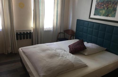 Dusseldorf Old Town Hotel | AltDüsseldorf