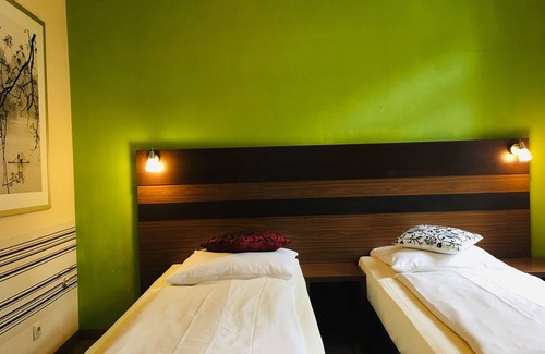 Dusseldorf Old Town Hotel | AltDüsseldorf