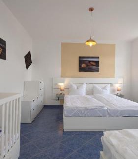 Ottendorf-Okrilla Apartment | alte Bäckerei Ottendorf-Okrilla - #Lisa# im Norden von Dresden, WLan, Netfix