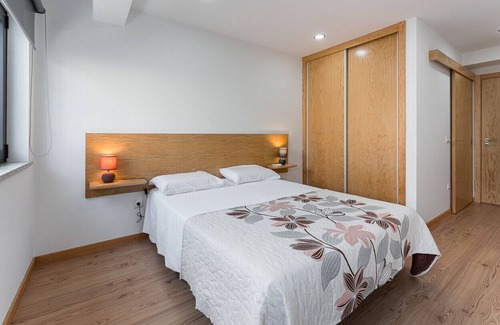 Mangualde Apartment | ALTIDO Lovely unit w/ Gym & Communal pool
