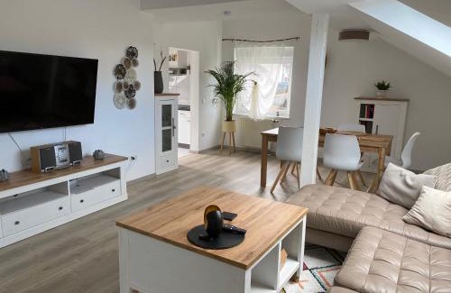 Queichhambach Apartment | Am Kienbusch - Südliche Weinstraße - Dachgeschoss