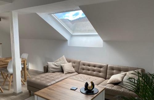 Queichhambach Apartment | Am Kienbusch - Südliche Weinstraße - Dachgeschoss