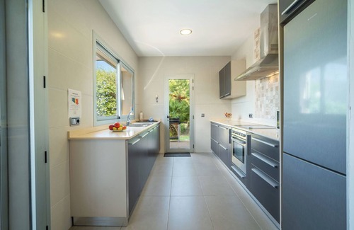 Cielo de Bonaire House | Amanecer by Interhome