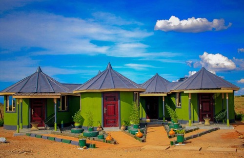 Amboseli House | Amanya Hut 3-bedroom House Amboseli