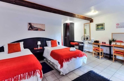 Newton Park House | Amanzi Guest House