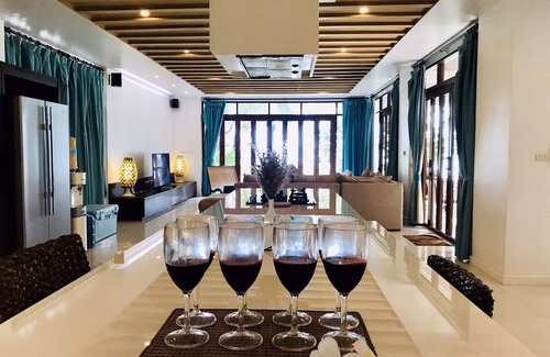 Sai Thai Villa | Amatapura 14 Villa by the beach