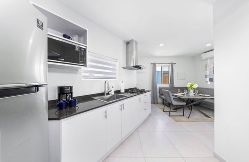 Sabana Liber Apartment | Amazing 2BR Suite|Pool|Patio|BBQ|5 min->Palm Beach