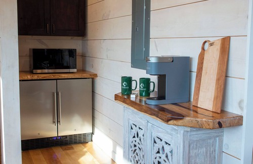 Whitingham Apartment | Amazing 34 foot high shipping container home in Whitingham on Sadawga Lake