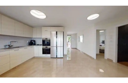 Jerusalem Apartment | Amazing 3BR/2RR Apt. Mountain View/Balcony/