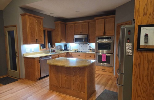 Blaine House | Amazing 4-BR House Near 3M Open and NSC for USA Cup