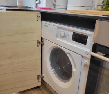 Clichy Apartment | Amazing apartment a stone's throw from the City of Lights - Paris