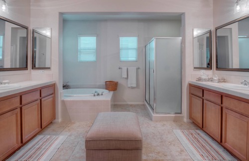 Otay Ranch House | AMAZING EXECUTIVE HOME, WALKING DISTANCE TO OTAY RANCH MALL WIFI AND MUCH MORE!