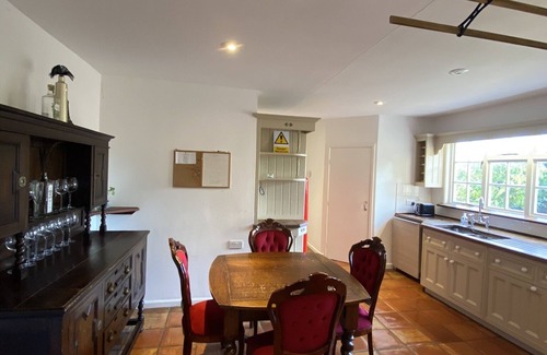 North Weald Other | Amazing Farmhouse only 21 miles from London with pool, hot tub, games room!