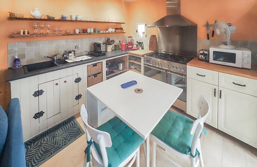 Cessenon-sur-Orb House | Amazing home in Cessenon-sur-Orb