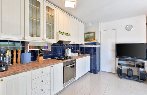 Duga Resa House | Amazing home in Donji Zvecaj with WiFi