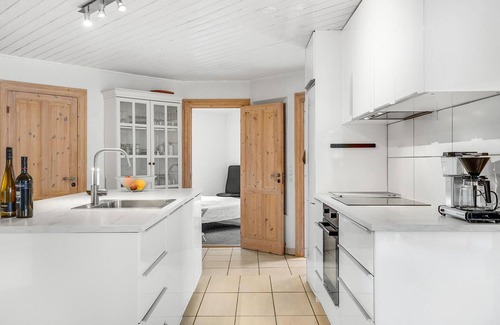 Egsmark Strand House | Amazing home in Ebeltoft with WiFi