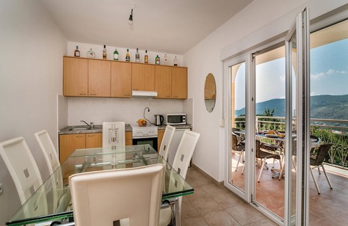 Ratisevina House | Amazing home in Herceg Novi with WiFi