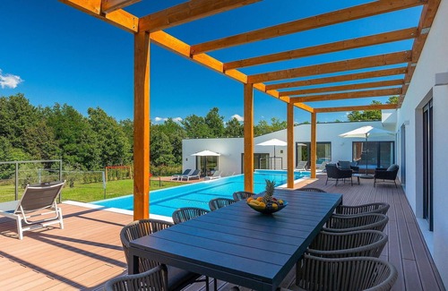 Boljevici House | Amazing home in Krsan