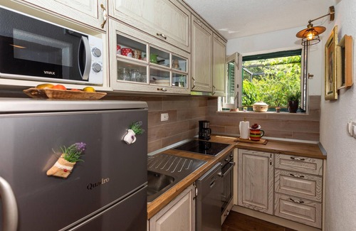 Ploce House | Amazing home in Ploce with sauna