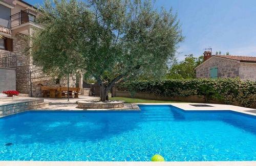 Dracevac House | Amazing home in Porec