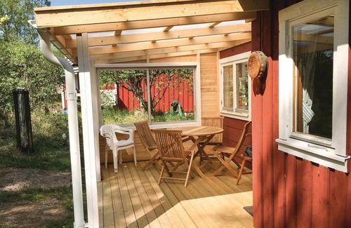 Skummesloevsstrand House | Amazing home in Skottorp with WiFi