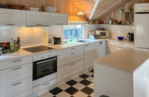 Stege House | Amazing home in Stege with WiFi