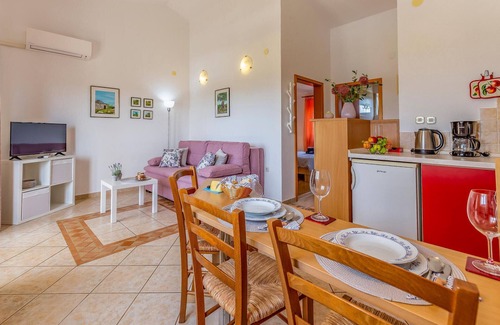 Valtura House | Amazing home in Valtura