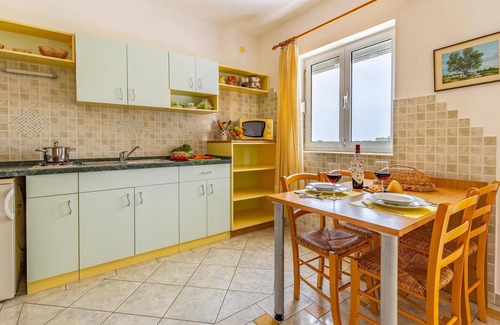 Valtura House | Amazing home in Valtura