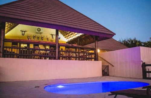 Hoedspruit Villa | Amazing mountain views! Solar powered!