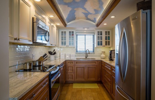 Wrightsville Beach Condo | Amazing Oceanfront/Beachfront Condo Beautiful 2 Bedroom/2 Bath