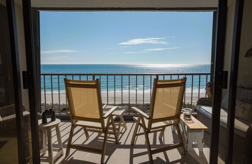Wrightsville Beach Condo | Amazing Oceanfront/Beachfront Condo Beautiful 2 Bedroom/2 Bath