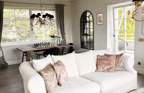 Vilnius County Apartment | Amazing Riverside home/Kayaks&Sauna/Grill&Garden