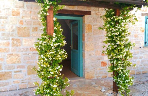 Gedici Apartment | Amazing sea view, residence with pool and tenis court! Just relax