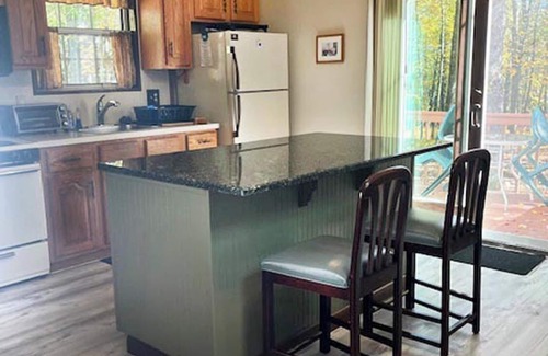 Bushkill House | Amazing Space in the Poconos - Escape to Wildlife & Colorful Foliage this Fall.